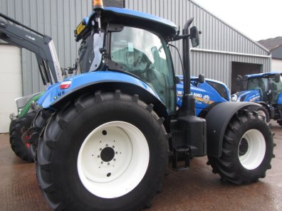 New Holland T7.225