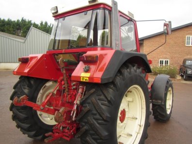International 956XL Turbo