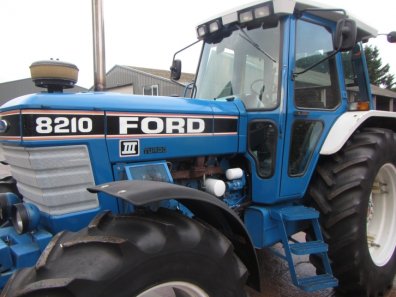 Ford 8210 III Turbo