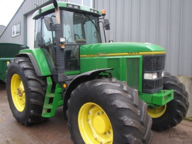 John Deere 7800
