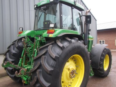 John Deere 7800