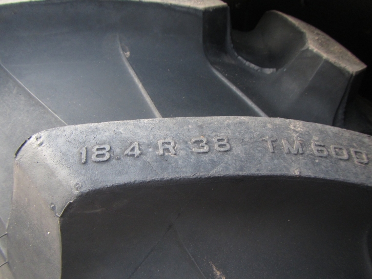 John Deere 6130M