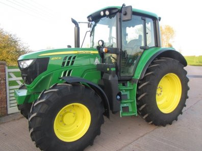 John Deere 6130M