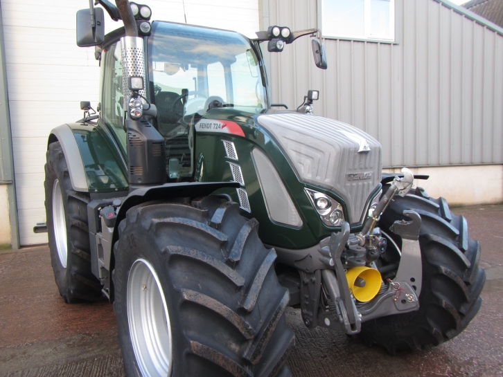 Fendt 724 Profi-Plus
