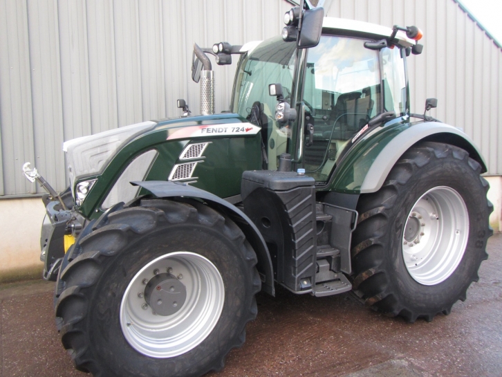 Fendt 724 Profi-Plus