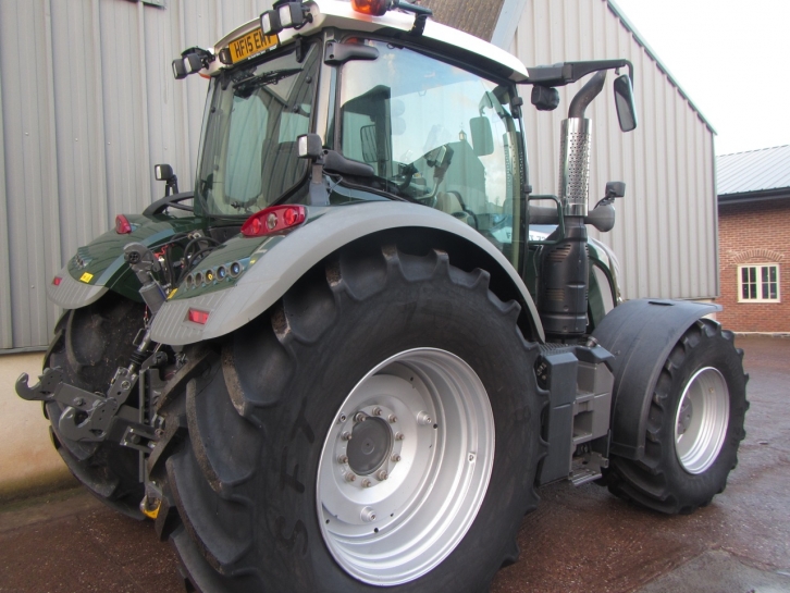 Fendt 724 Profi-Plus