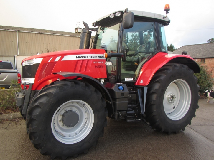 Massey Ferguson 6716 Efficient