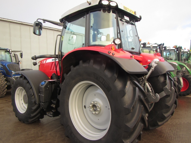 Massey Ferguson 6716 Efficient