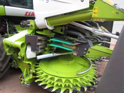Claas Orbis 750 10 row maize header