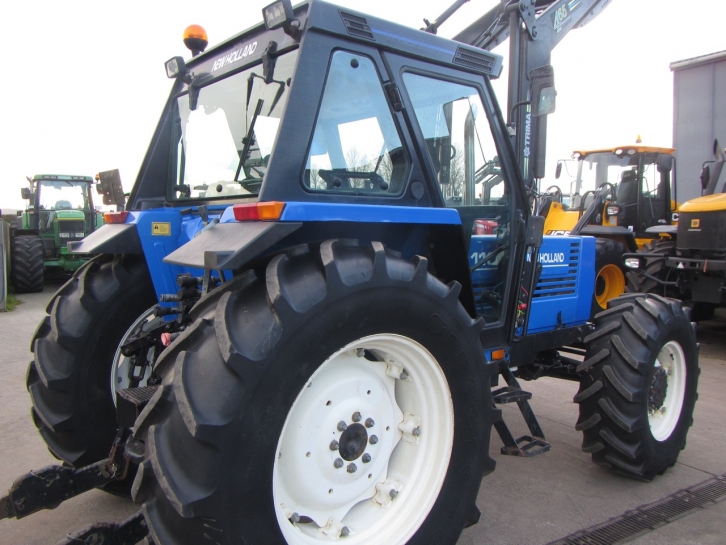 New Holland 110-90