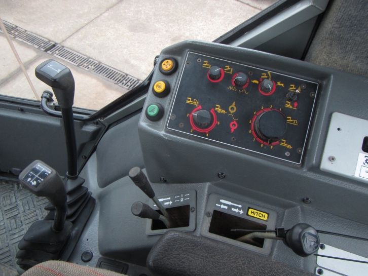 Massey Ferguson 3050E
