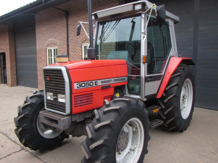 Massey Ferguson 3050E