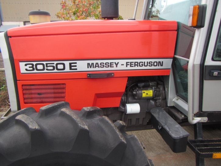 Massey Ferguson 3050E