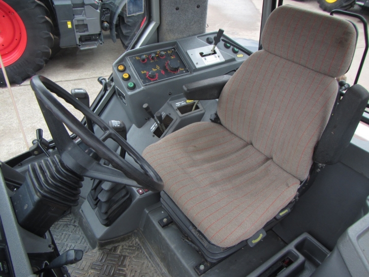 Massey Ferguson 3050E