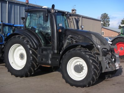 Valtra T214 Direct