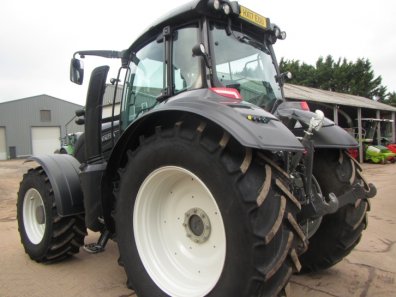 Valtra T234 Versu