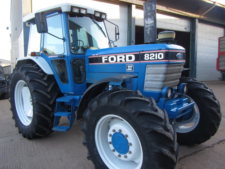 Ford 8210 III