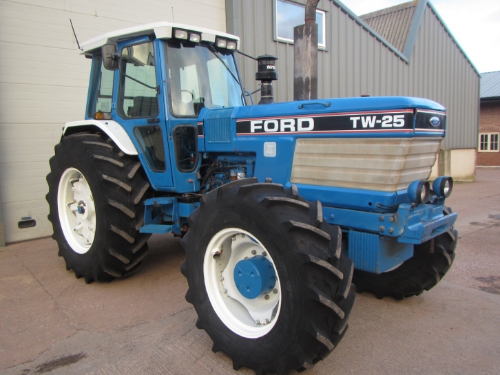 Ford TW-25