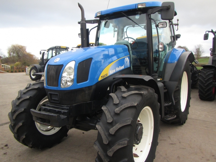 New Holland T6030 Plus