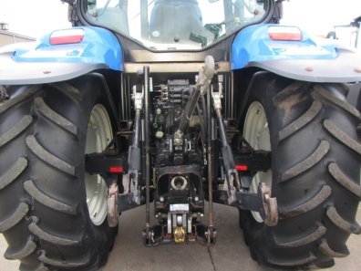 New Holland T6030 Plus