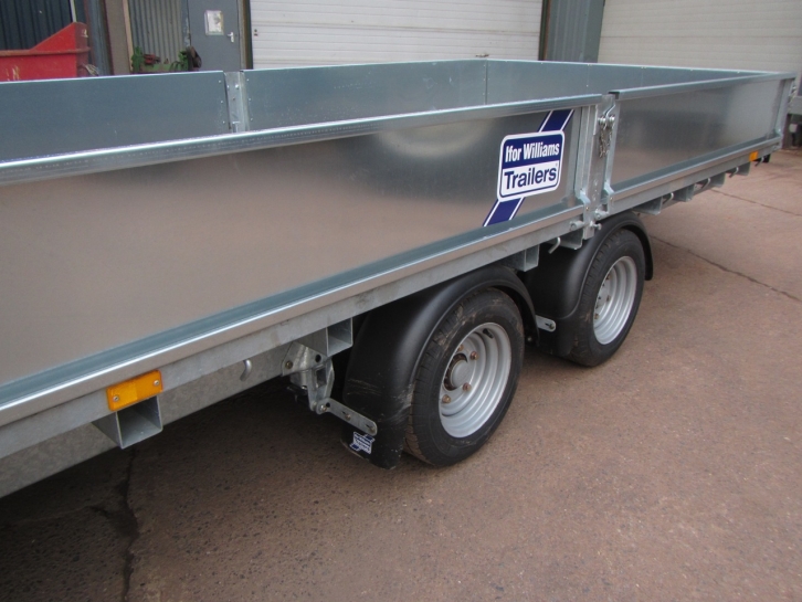 Ifor Williams LM 146 trailer