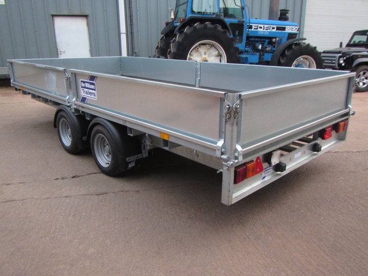 Ifor Williams LM 146 trailer