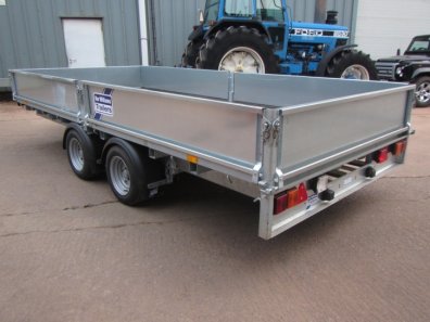 Ifor Williams LM 146 trailer
