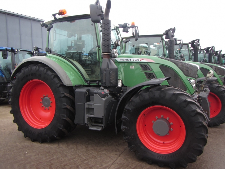 Fendt 724 Profi-Plus