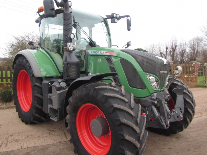 Fendt 724 Profi-Plus