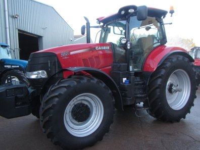 Case Puma 220