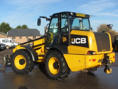 JCB 310