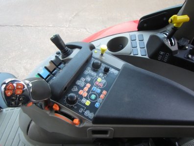 Case CVX 165