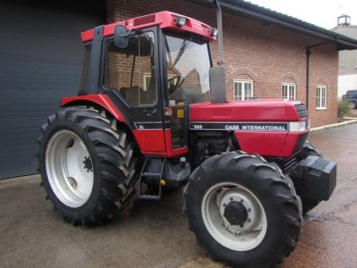 Case 895XL
