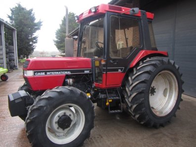 Case 895XL