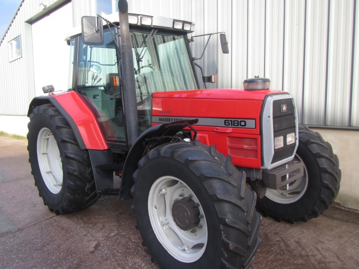 Massey Ferguson 6180