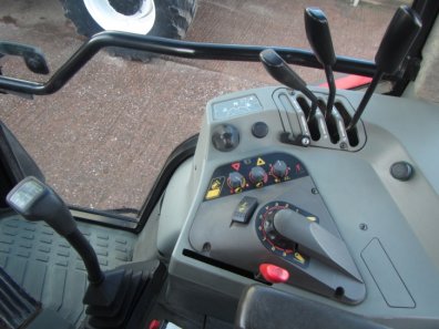 Massey Ferguson 6180