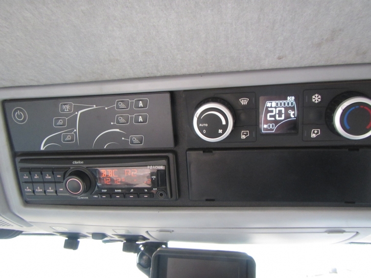 Valtra T214 Direct