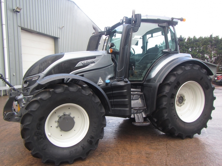 Valtra T214 Direct