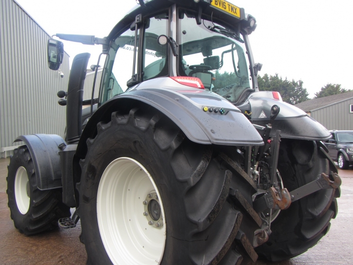 Valtra T214 Direct