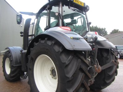 Valtra T214 Direct