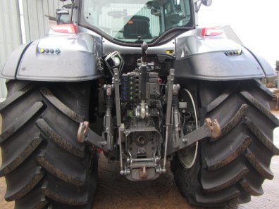 Valtra T214 Direct