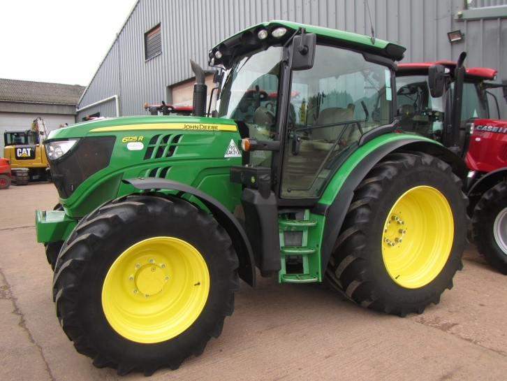 John Deere 6125R