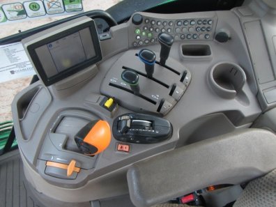 John Deere 6125R