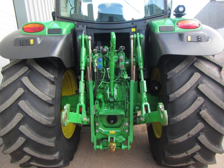 John Deere 6140R