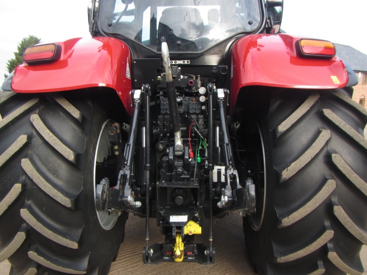 Case Puma CVX 240