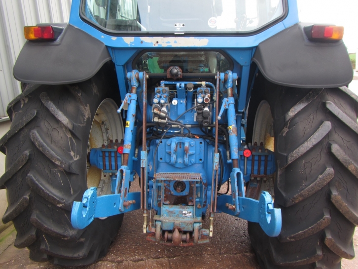 Ford 8630