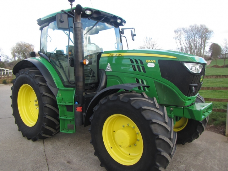 John Deere 6140R
