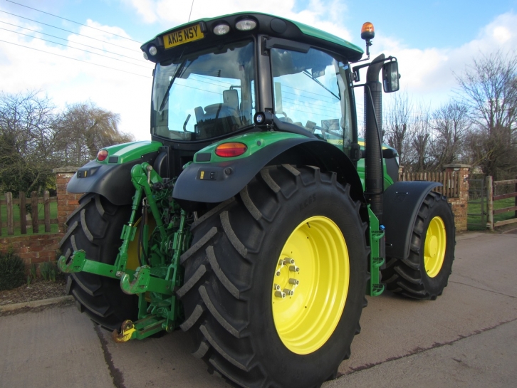 John Deere 6140R