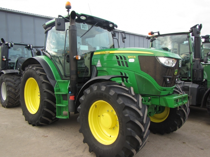 John Deere 6140R