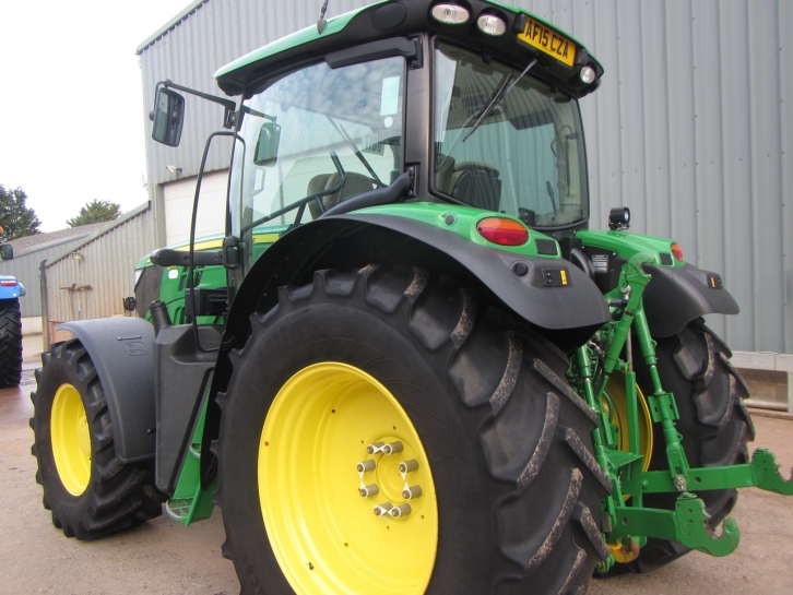 John Deere 6140R